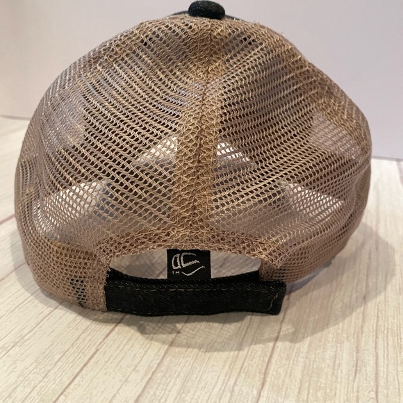 NWOT Willett Denim & Mesh Trucker Hat - Picture 4 of 6